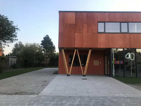 kinderdagverblijf Wiegelied is opgebouwd met strobalen